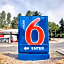 Motel 6 Seattle, WA - South