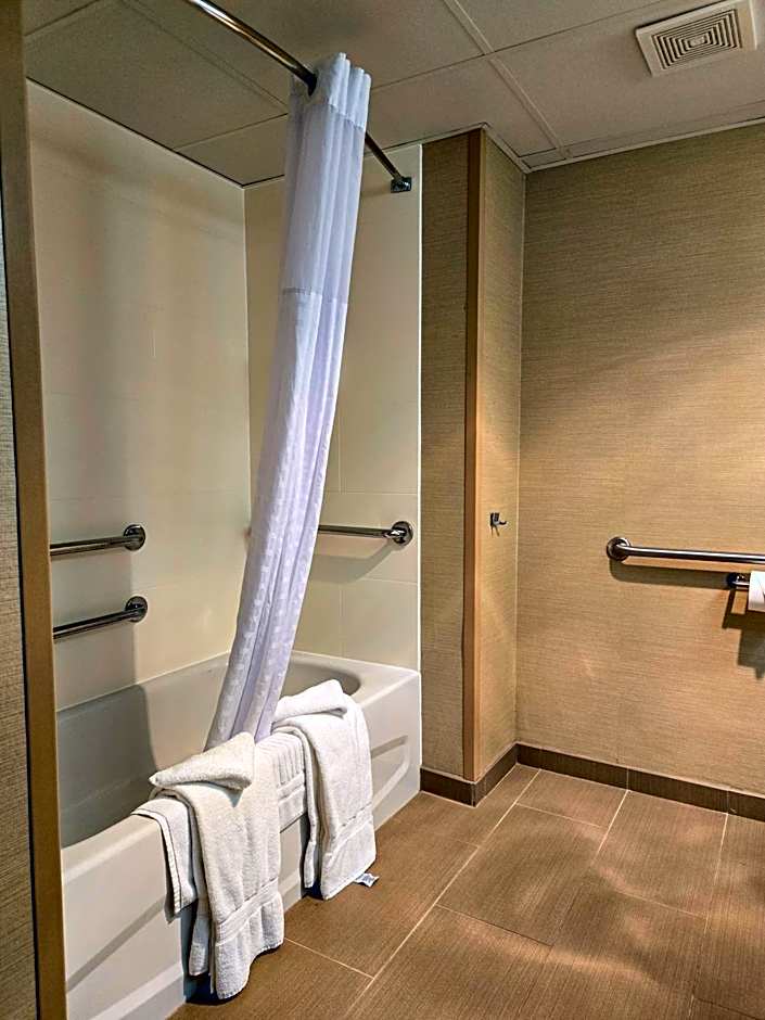 Comfort Inn & Suites near Danville Mall