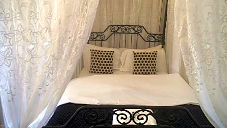 Double Room with Four Poster Bed