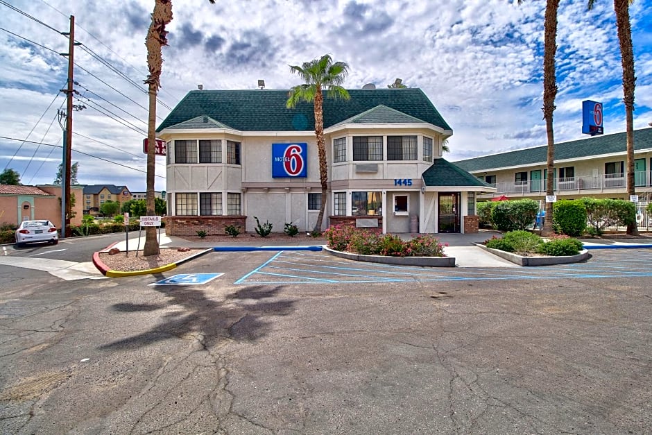 Motel 6-Yuma, AZ - East