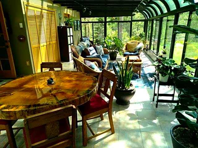 Moss Mountain Inn