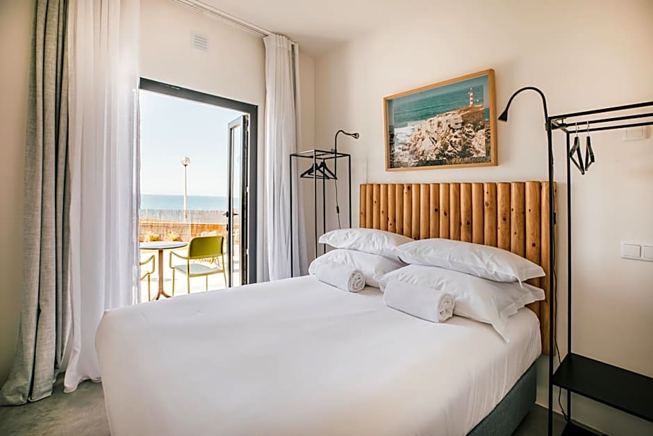 MUTE Hostel Porto Covo