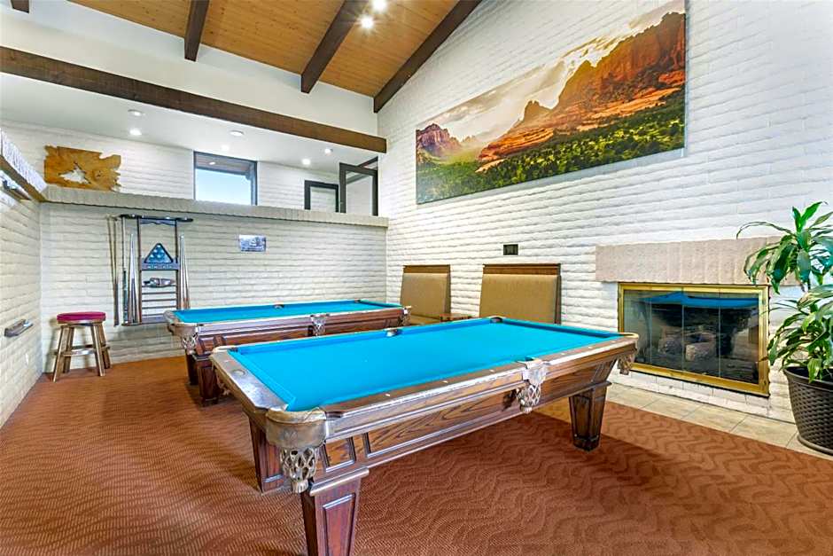 Best Western Plus Arroyo Roble Hotel & Creekside Villas