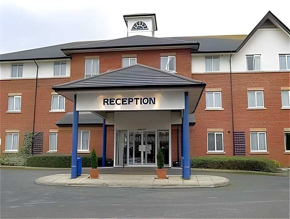 Holiday Inn Express London Gatwick Crawley By IHG