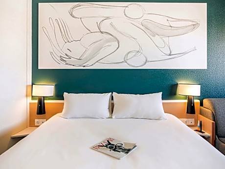 ibis Valencia Bonaire Airport Hotel