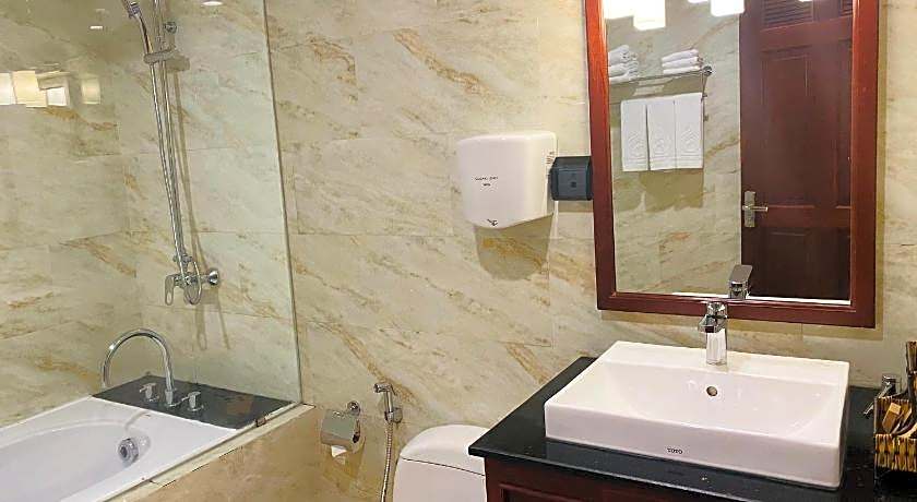 MINH TAM PHU NHUAN HOTEL & SPA