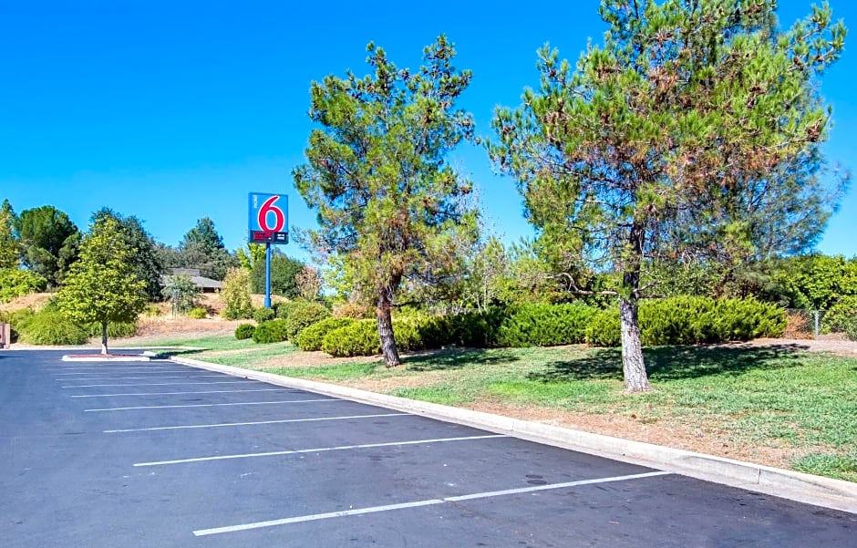 Motel 6 Redding South