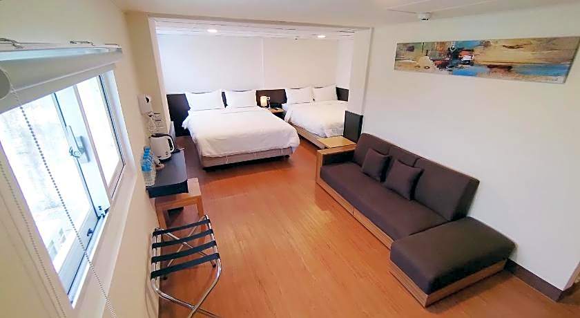 Cloud Izumi Cozy Inn