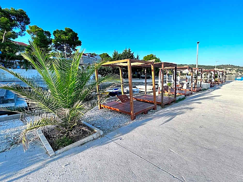 Apartments Proxima