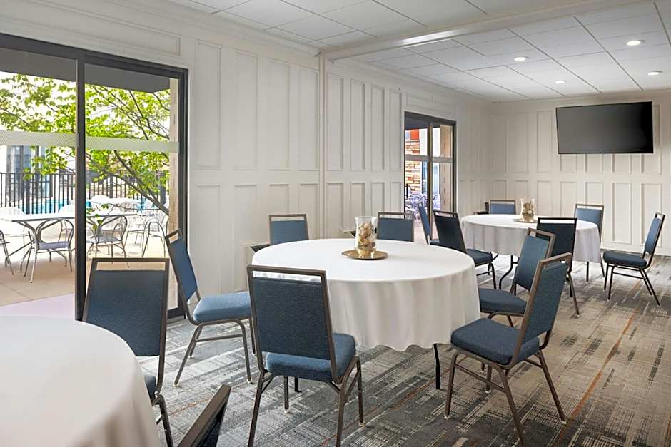 Four Points By Sheraton - Saginaw