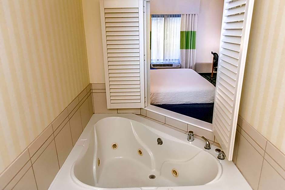 Fairfield Inn & Suites by Marriott Muskegon Norton Shores