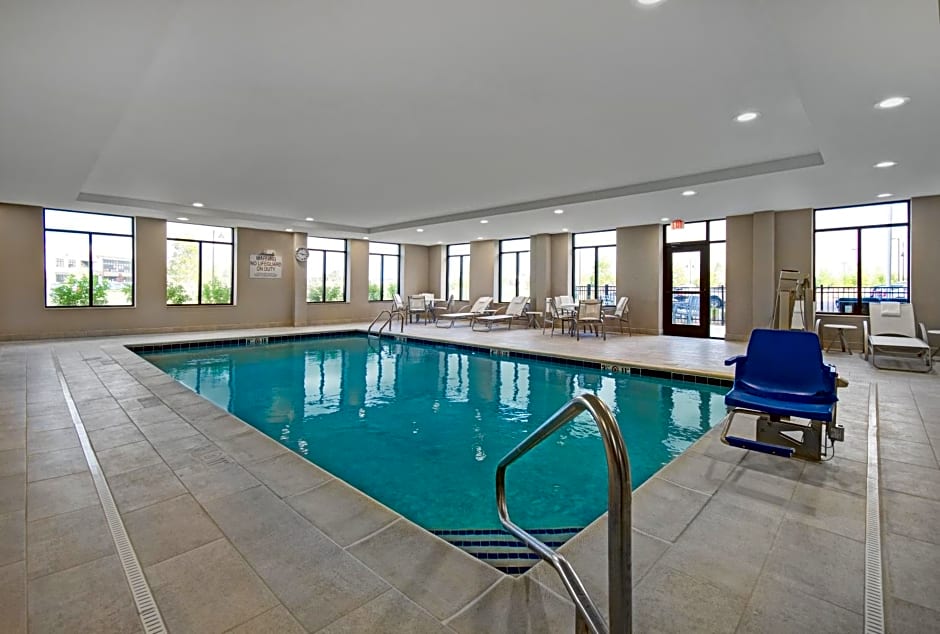 Staybridge Suites Sterling Heights - Detroit Area By IHG