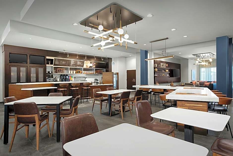 Courtyard by Marriott Atlanta Kennesaw