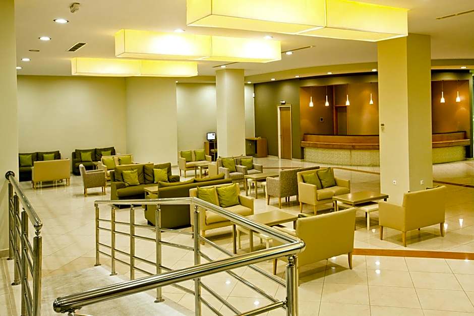 Kipriotis Maris Suites