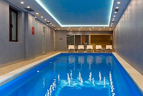 Hotel MIR