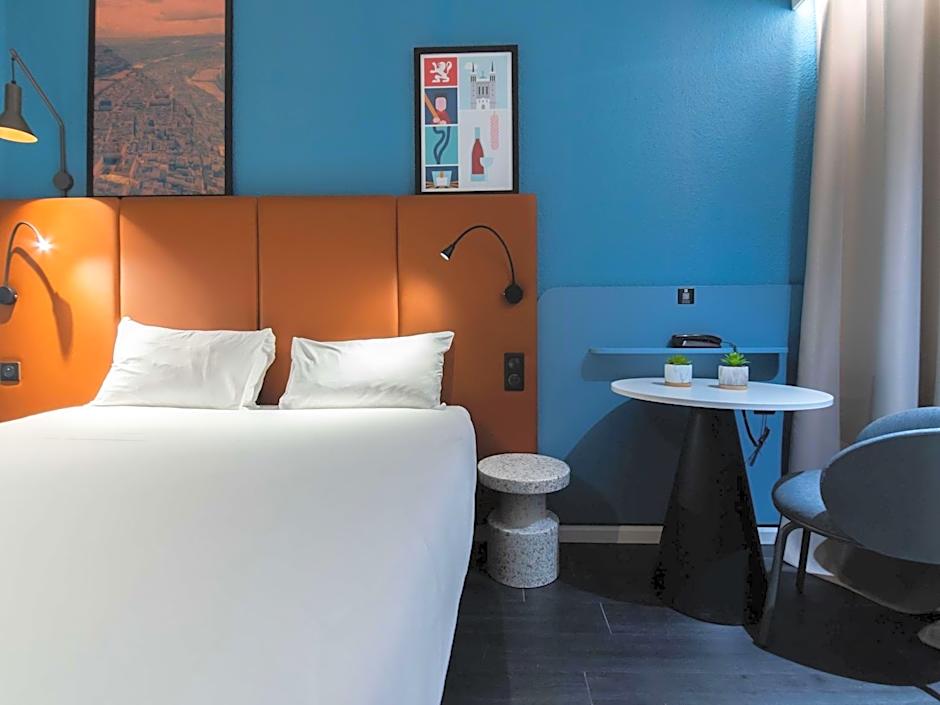 ibis Lyon North