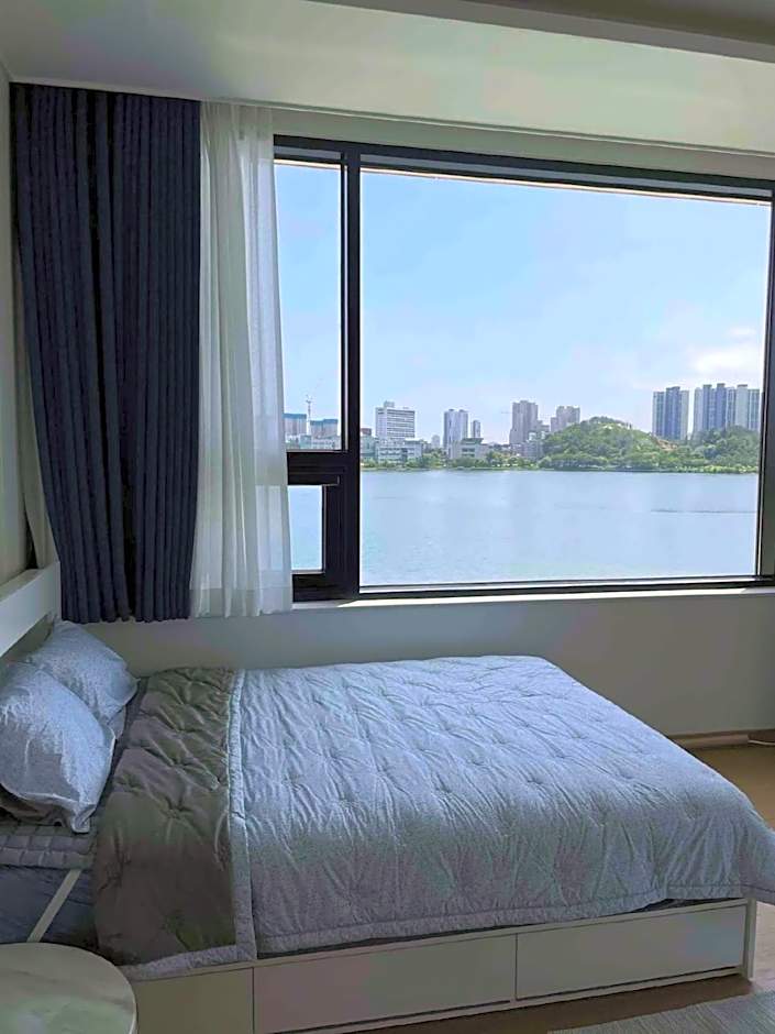 Lakestone&Hotel Sokcho