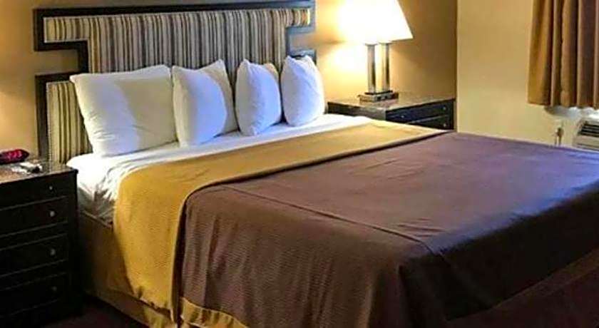Hotel Saddleback