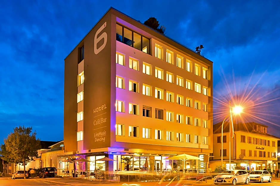 Hotel SiX
