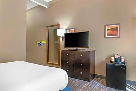 King Room - Accessible/Non Smoking