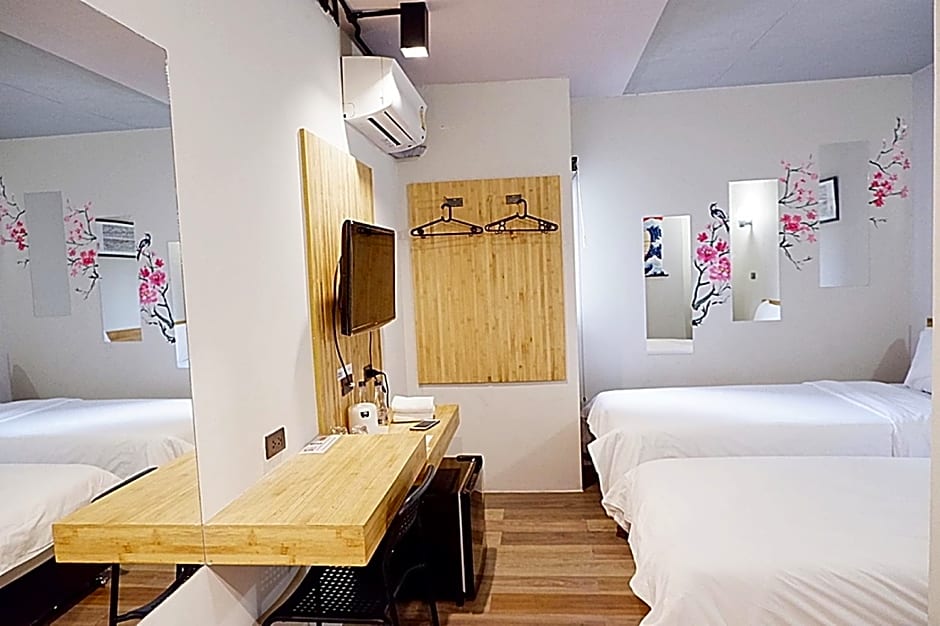 IZEN Budget Hotel & Residences (Plus)