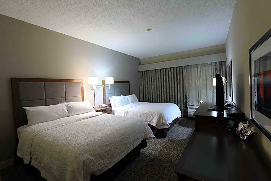 Hampton Inn By Hilton Dyersburg