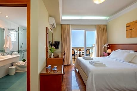 Superior Triple Room with Sea View