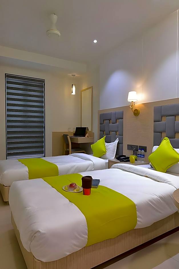 Hotel Sifat International