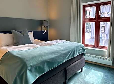 Moderate Double Room ( separate building)