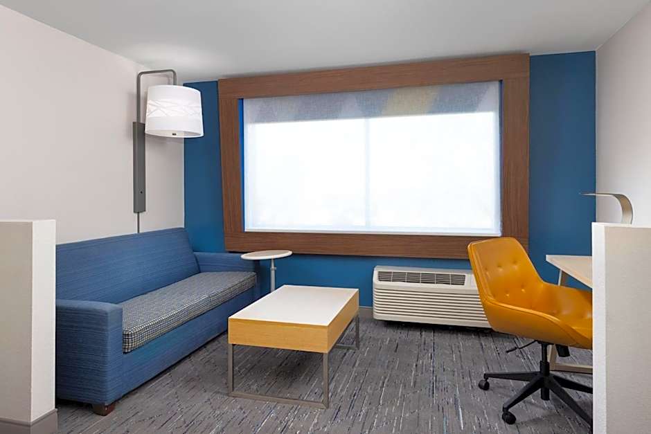 Holiday Inn Express & Suites Phoenix West - Buckeye By IHG