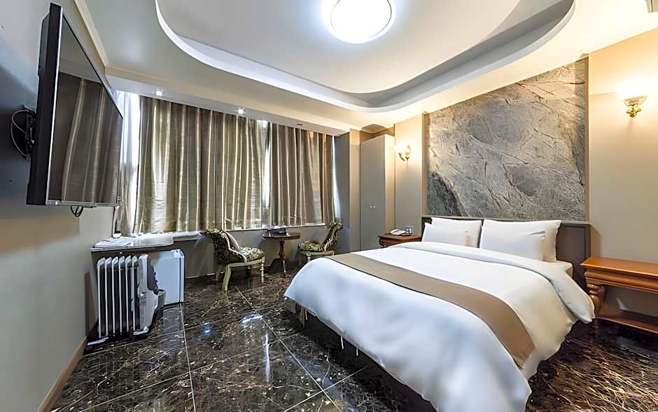 Ansan Seowon Tourist Hotel