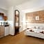 Janne Hotel with Self Check-in