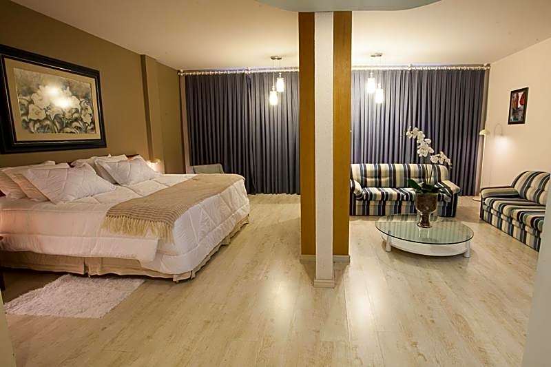 Hotel Plaza Camboriú