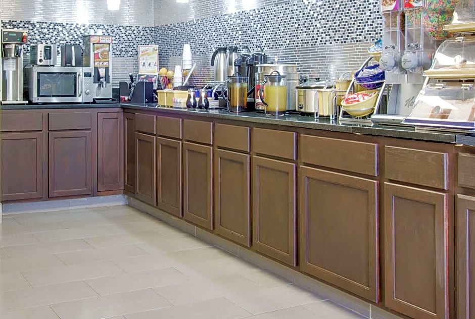 Days Inn by Wyndham Mesquite Rodeo TX
