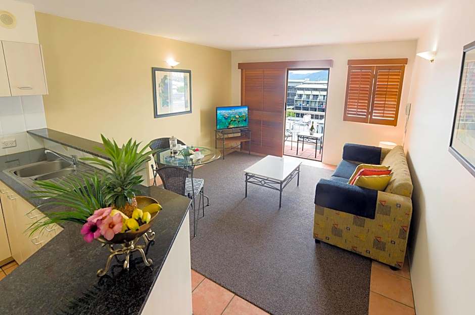 Inn Cairns Boutique Apartments