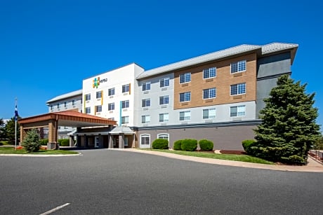 Even Hotels Denver Tech Center-Englewood, an IHG Hotel