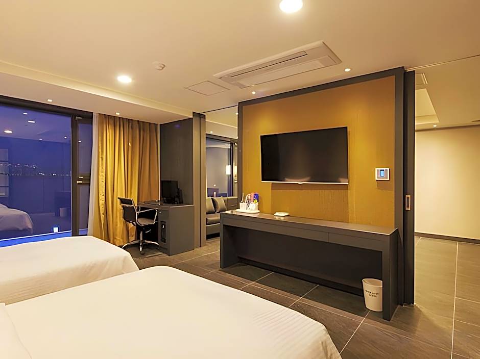 Wolmido Premiers Hotel