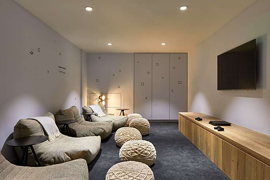 The Collective Canary Wharf