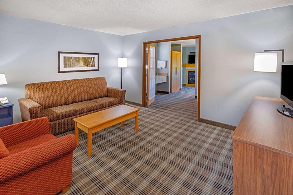 AmericInn by Wyndham Sayre