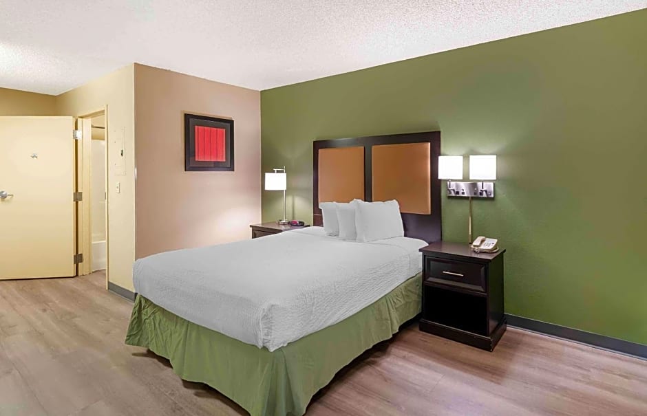 Extended Stay America Suites - Fresno - North