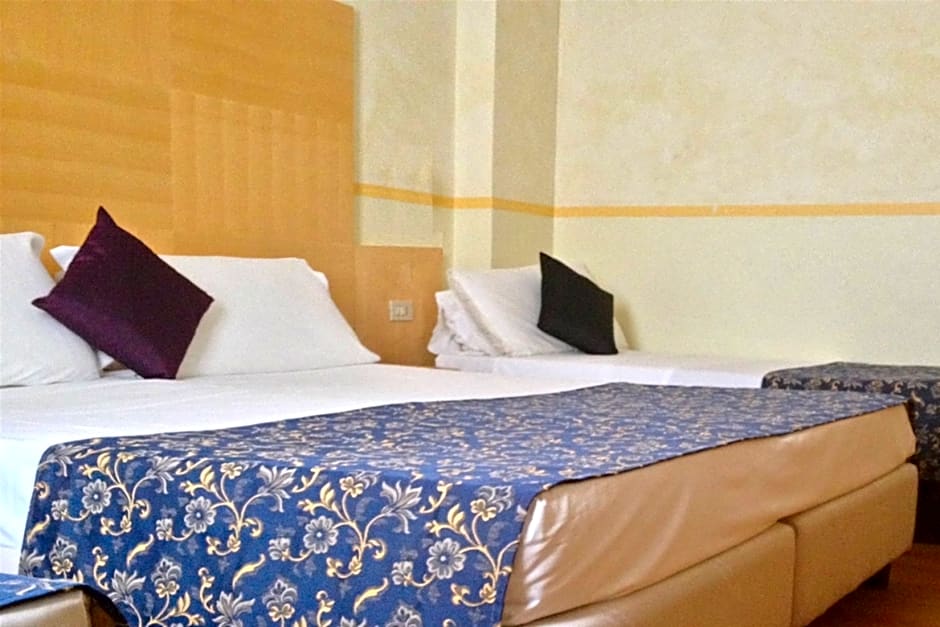 Hotel Floris