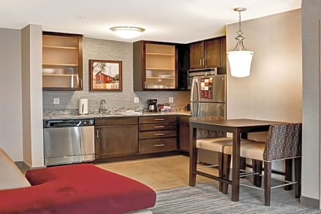 Suite, 2 Bedrooms (2 Double Beds)