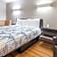 Motel 6-Addison, TX - Dallas