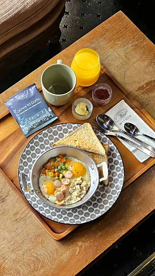 Within Korat Sawairiang