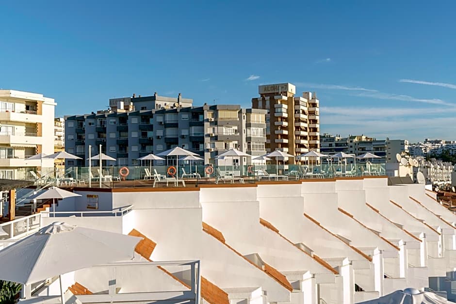 Aluasun Lago Rojo - Adults recommended