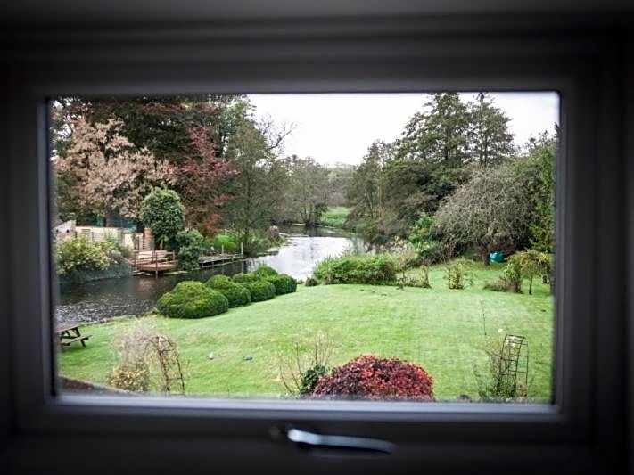 Bridge Hotel Brandon