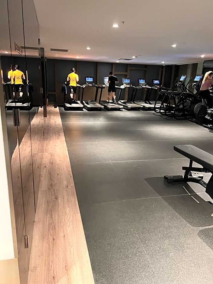 WSP luxury 2b2b apartment in CBD with free parking