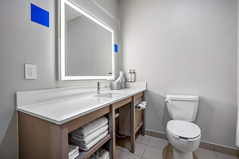 Holiday Inn Express & Suites Jacksonville - Atlantic Beach by IHG