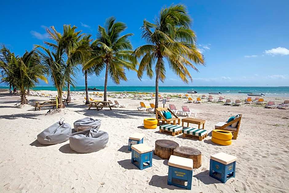 C Rodrigues Mourouk - Rodrigues Island