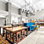 Hampton Inn & Suites Peru